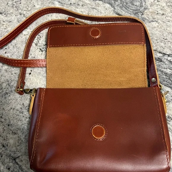 Portland leather goods Mini Metro crossbody Brown Leather Crossbody Bag - Picture 8 of 14